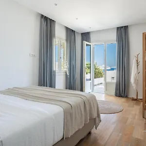 Namaste Boutique Mykonos , Tourlos Grecia